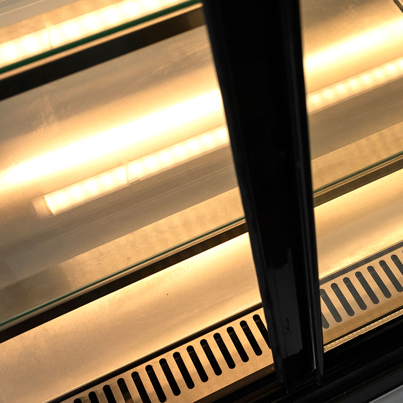 Commercial marble cake cabinet