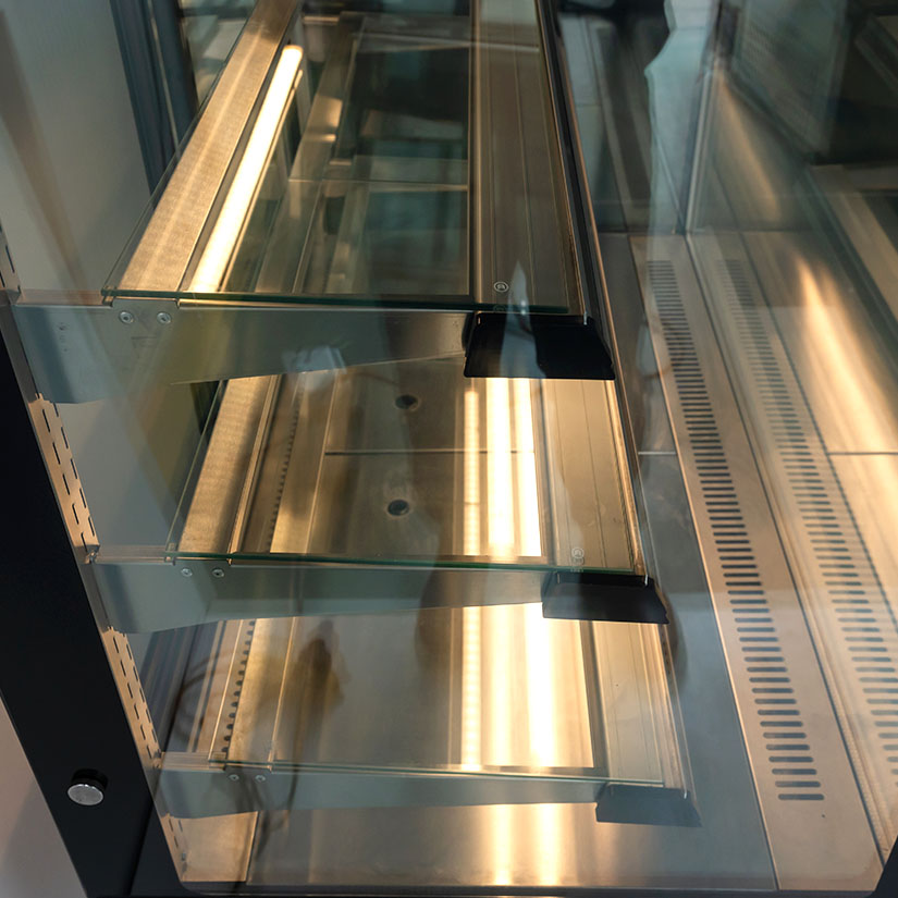 Commercial marble cake cabinet