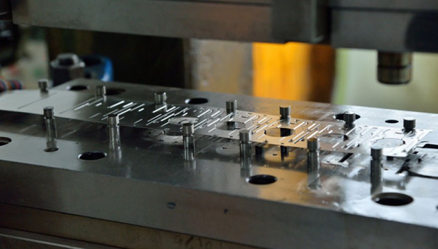 Empresa de estampado de metales de precisión