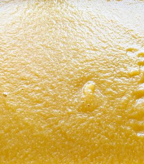 apple puree in glass jar for retail use