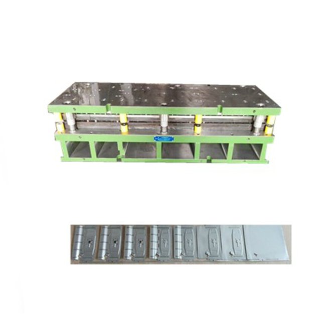 Gas stove continuous mould