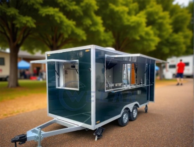 Carré Food Trailer