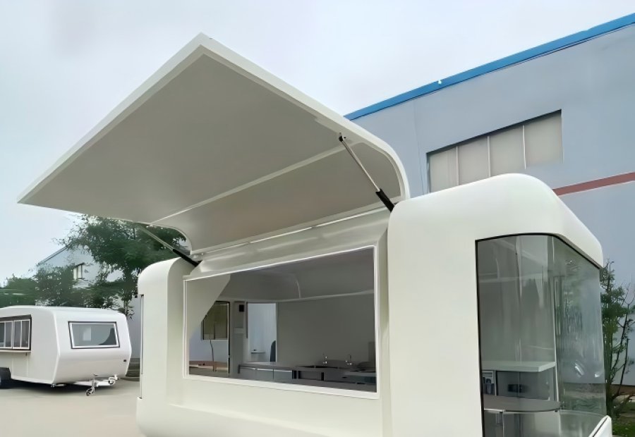 Remorque alimentaire Airstream en métal