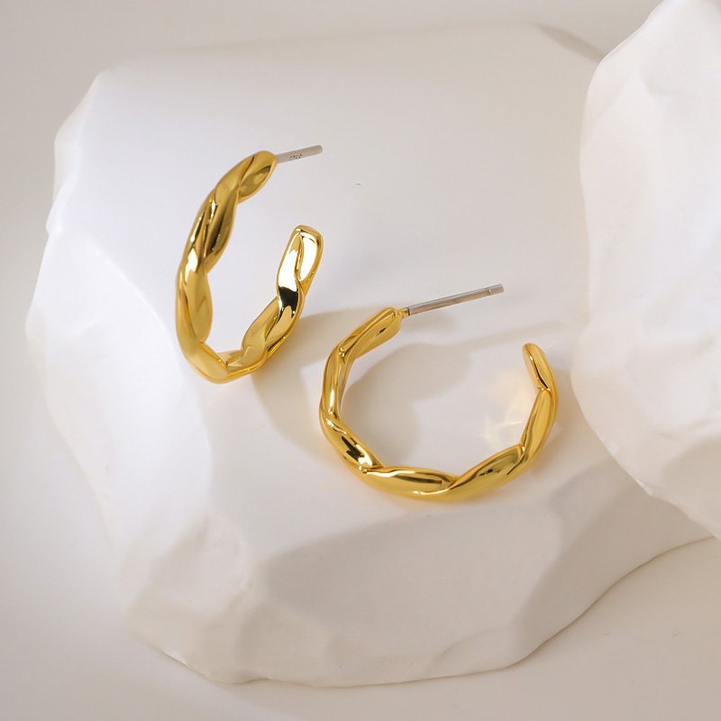 18K golden simple style earrings
