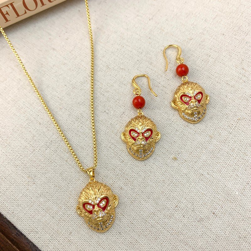 Wukong pendant necklace&sweater chain&earring set