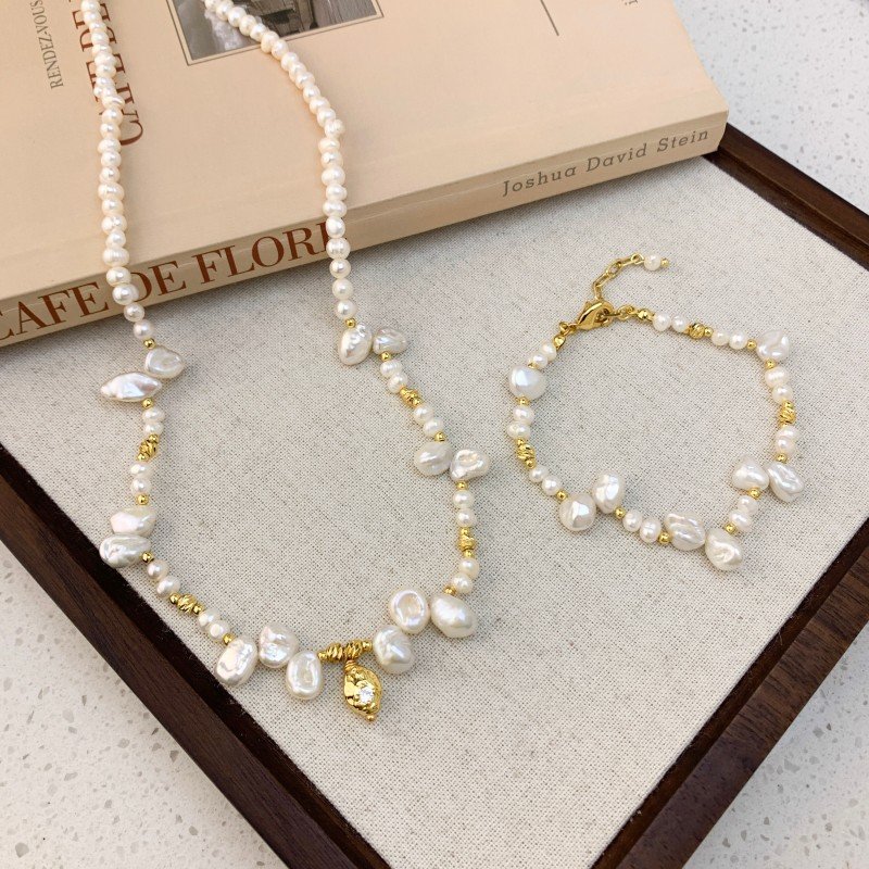Natural baroque freshwater pearl necklace & bracelet