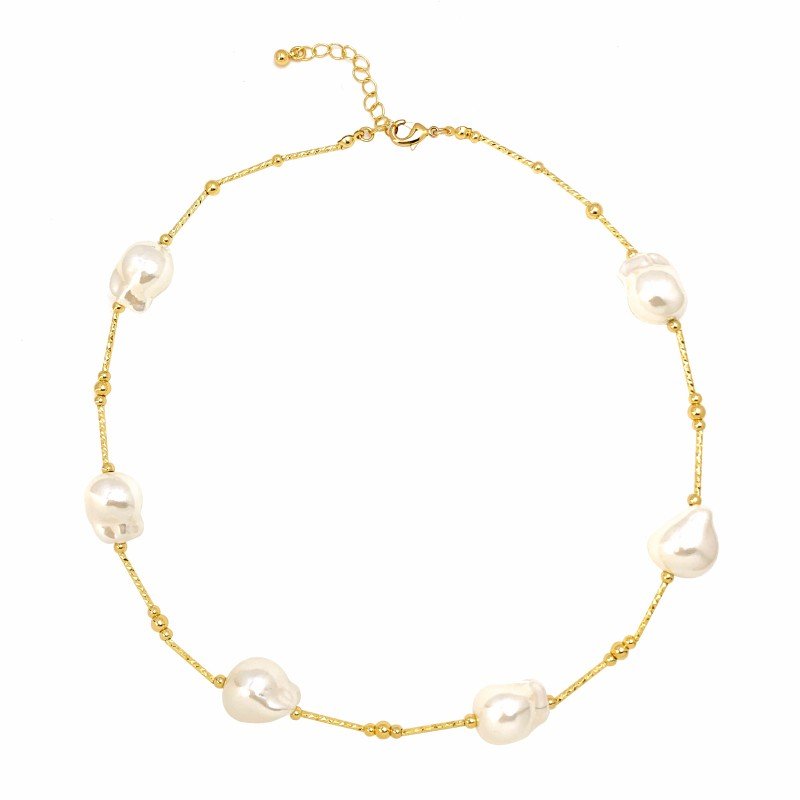 Pearl earrings & necklace set