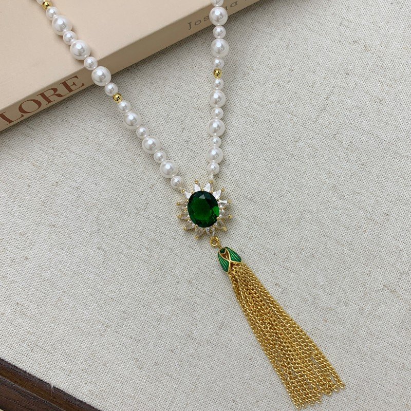 Natural pearl multi-functional necklace