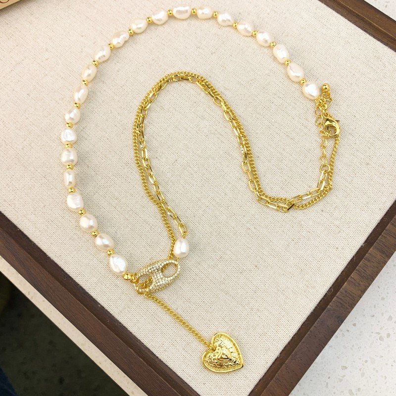 Natural freshwater pearls love charm pendant necklace