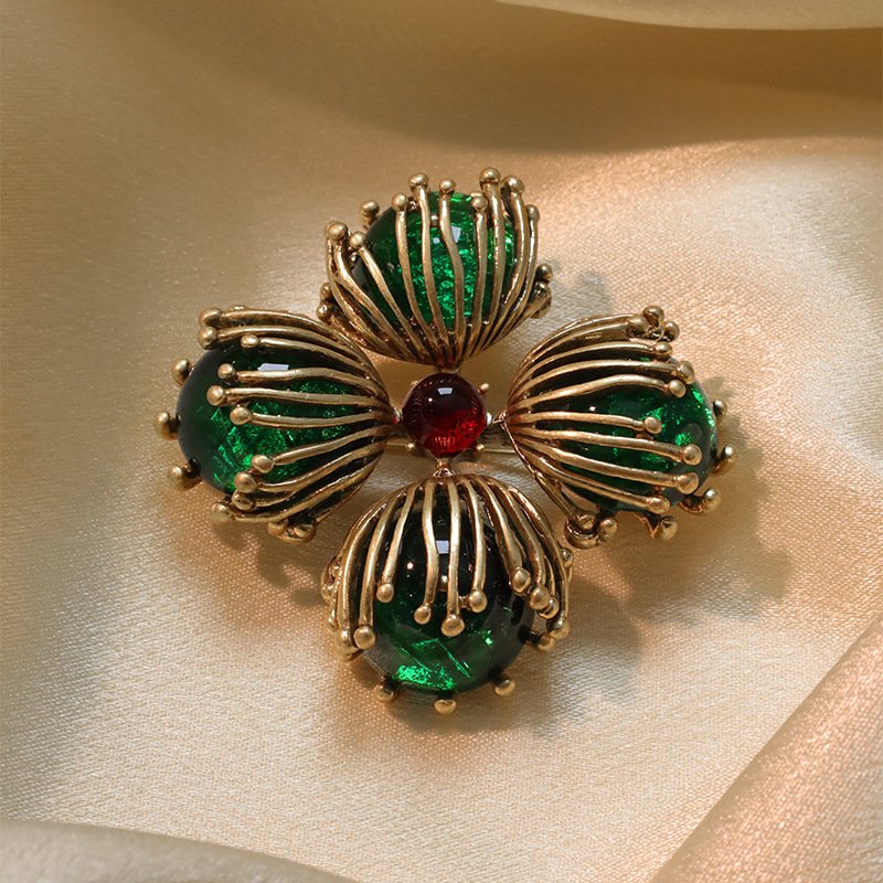 Vintage retro petal brooch