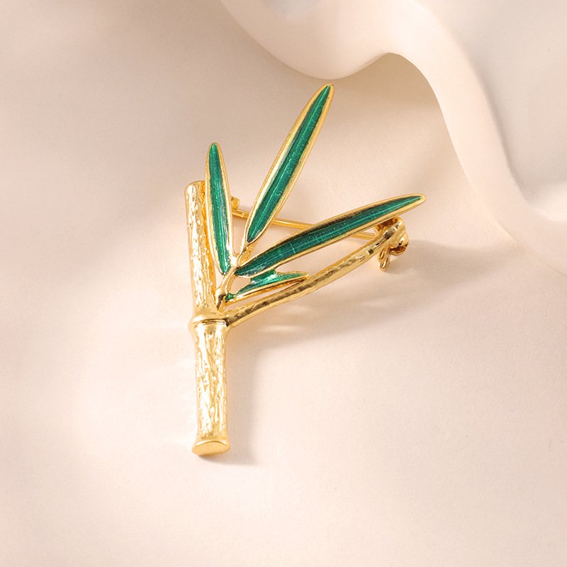 Bamboo leaf brooch