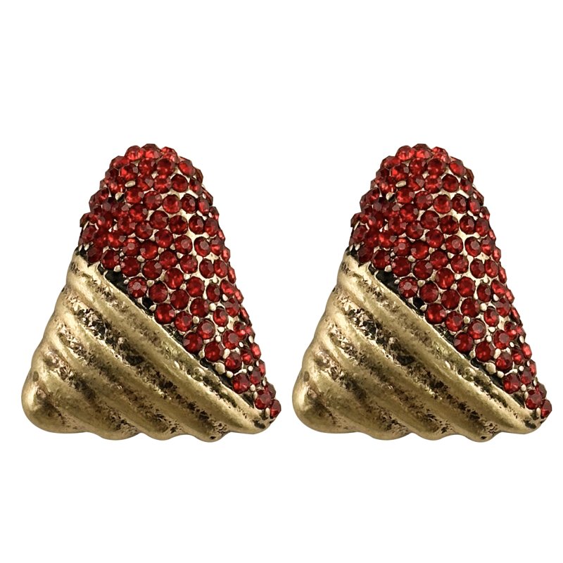 Retro and exaggerated diamond earrings