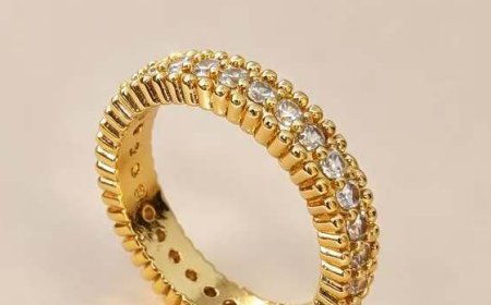 PVD Plating vs. Traditional Plating: Why Your Jewelry Fades