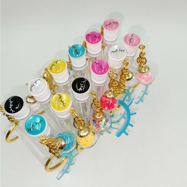Lash wand keychain 06