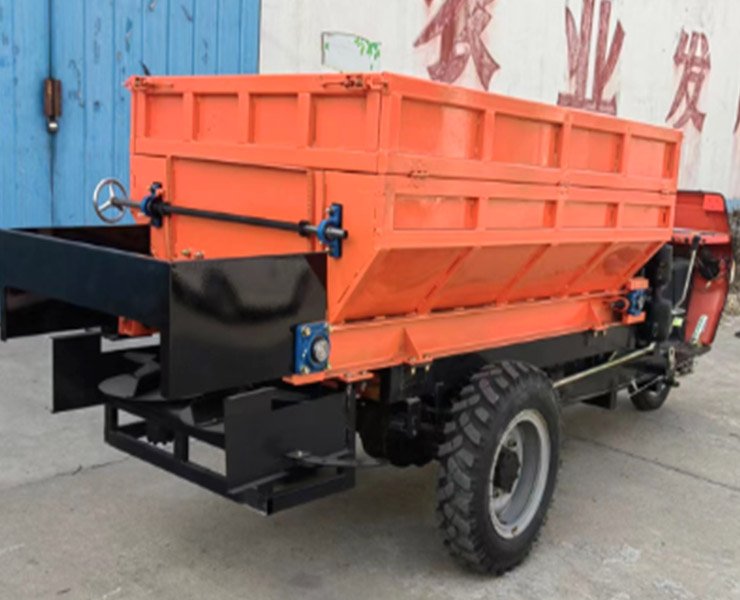 Trycicle fertilizer spreader