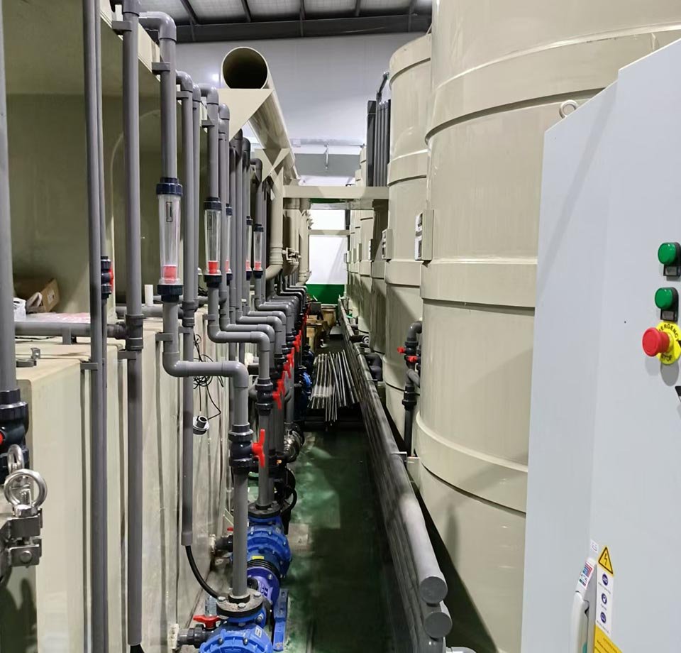 Equipo de purificación de descargas estándar de aguas residuales para tratamiento de superficies metálicas
