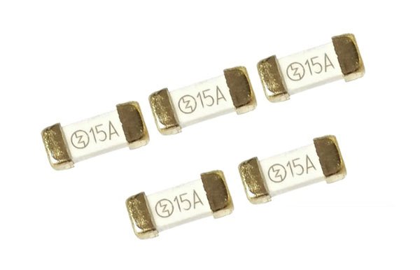 2410/6125/1808 15A Surface Mount Fuse 125V/250V/300V Ceramic Patch F
