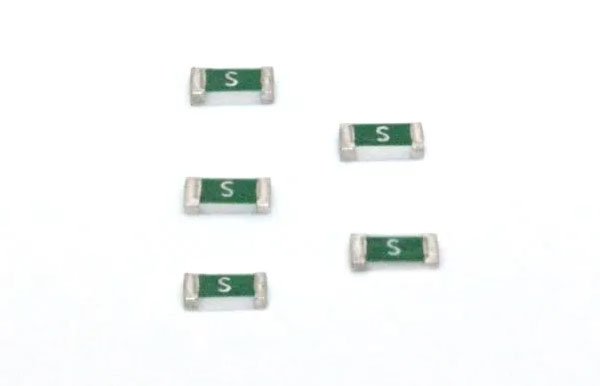 1206 Surface Mount Fuse 20A 32V 24V SMD Fast Acting Fuses