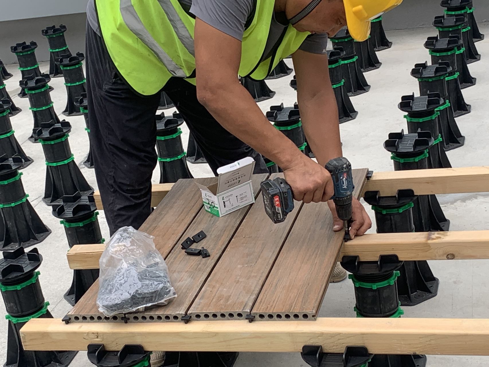 Adjustable Plastic Pedestal