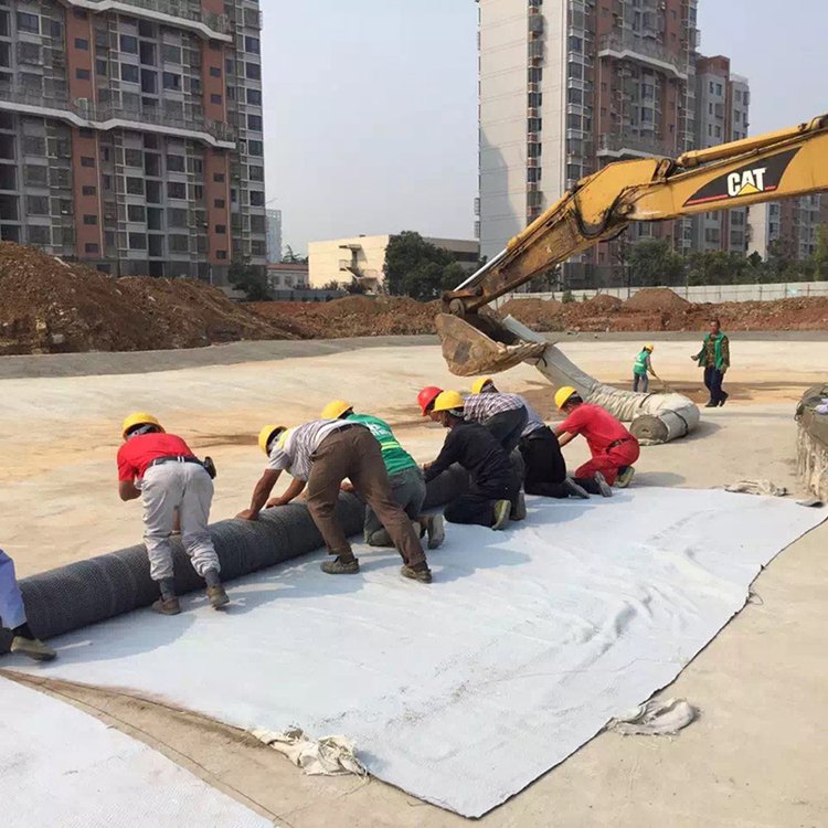 GCL in geosynthetics