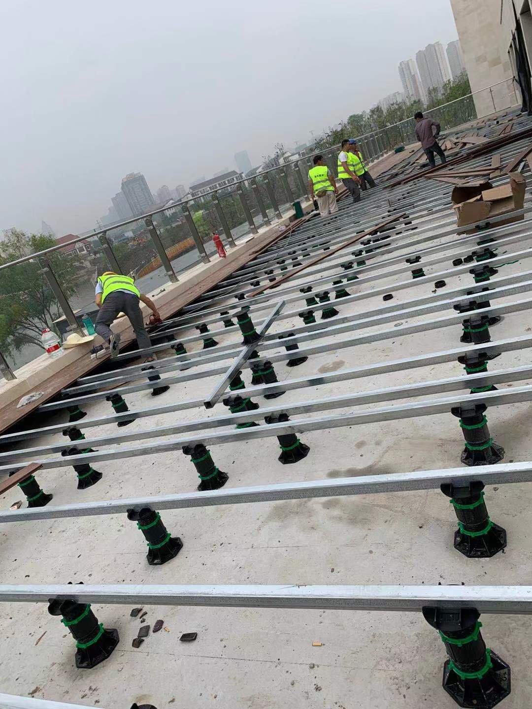 Adjustable Plastic Pedestal Product Introduction
