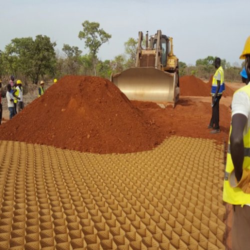 Slope reinforcement geocell