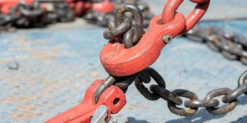 Chains & Accessories