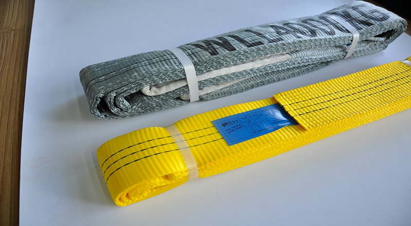 Why Eye Eye Webbing Slings Are Essential for Safe Industrial Lifting