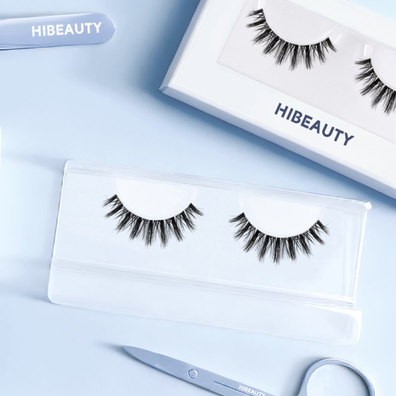 spiky doll eye lashes