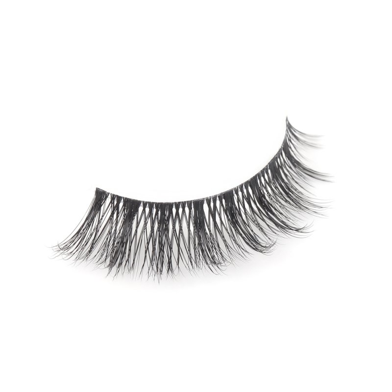cat eye spiky lashes