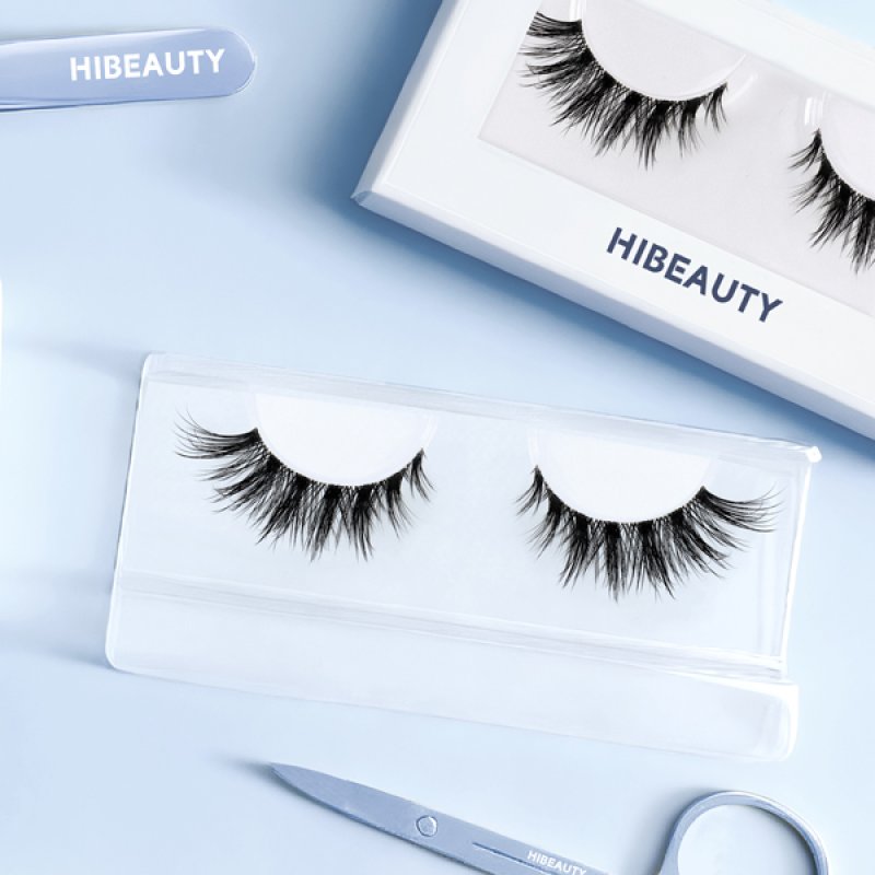 spiky fox eye lashes