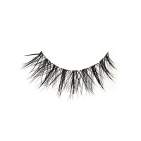 spiky wispy lashes 