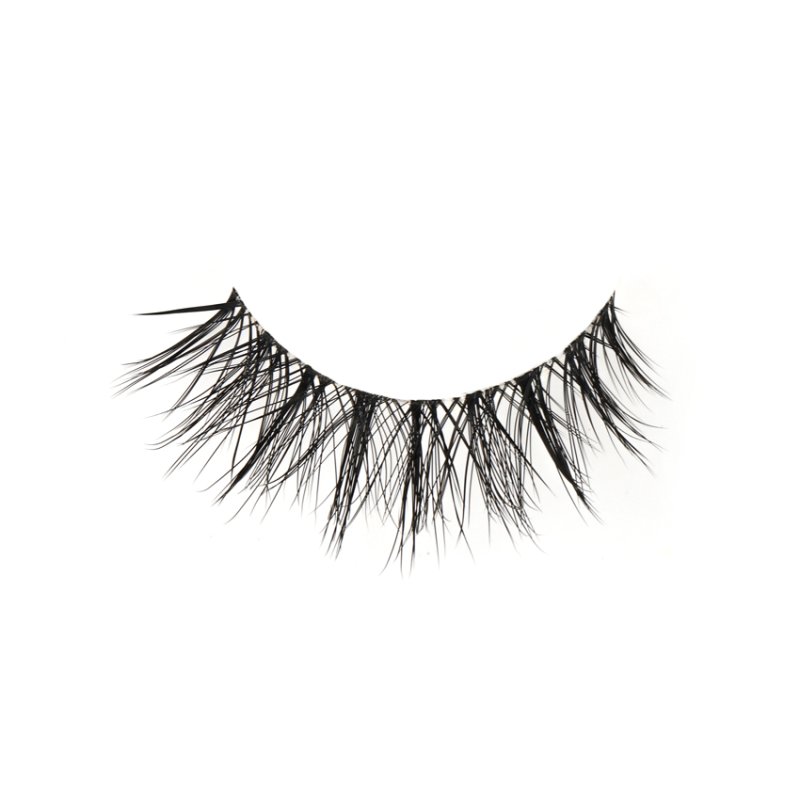 spiky wispy lashes 