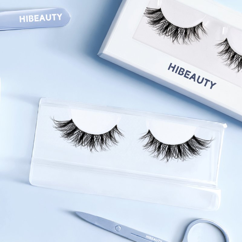 Dramatic Wispy Lashes