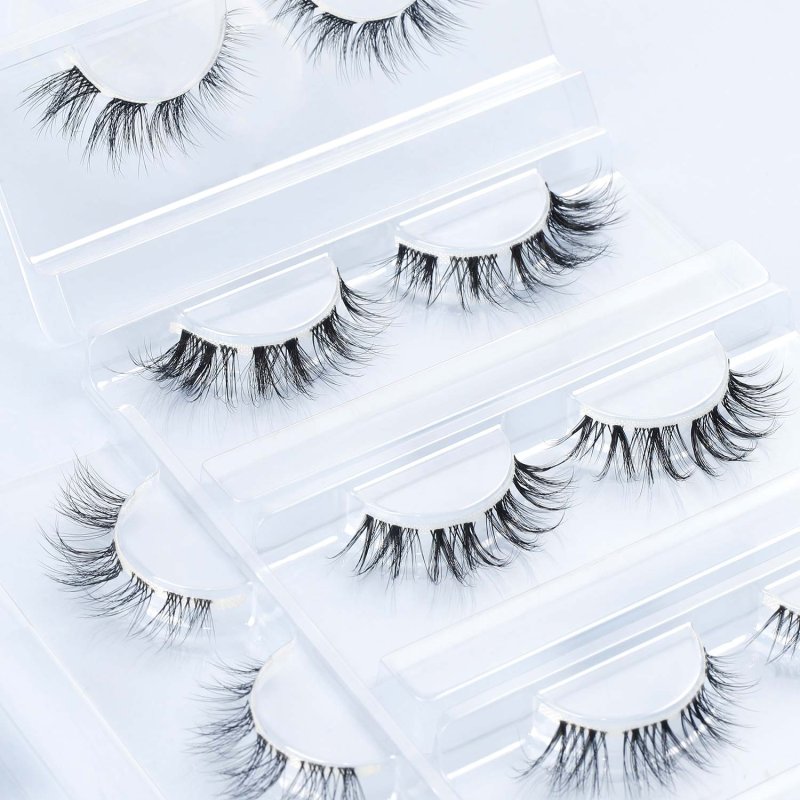 wispy segmented lashes