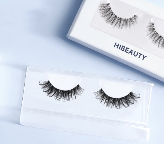 Natural vs Wispy Lashes: Key Differences, Styles, and How to Choose