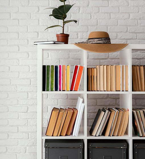 Simple nine-square bookshelf