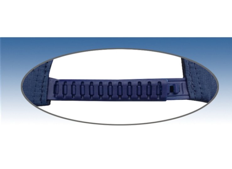 Plastic mesh buckle