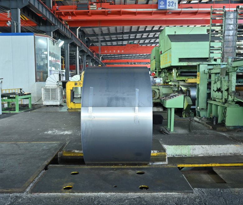 HiB-23/105 coil in warehouse storage
