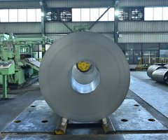 Detailed view of HiB-23/95 coil thickness and finish