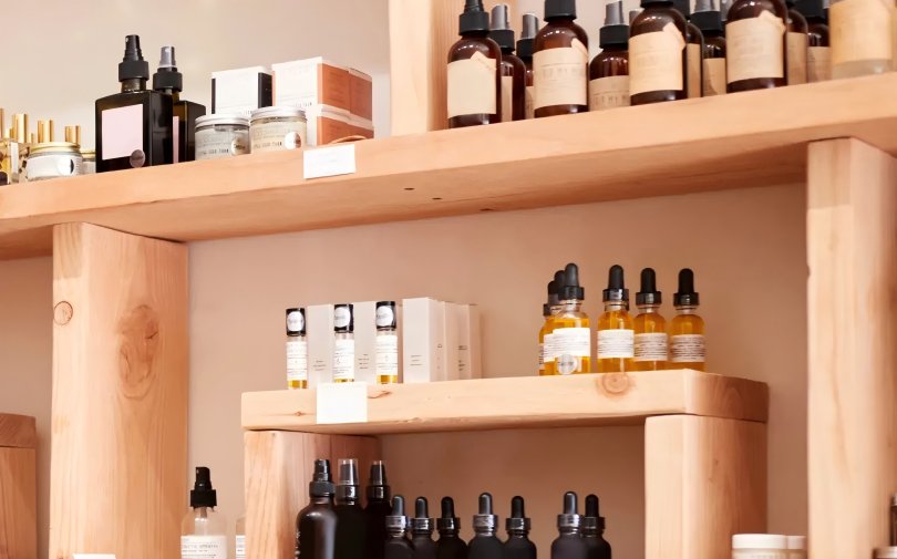 Become retail qualified with professional designs