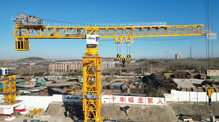 Dahan Technology's 200-ton large tower crane: a giant in the construction and industrial fields​
